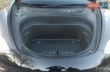Седан Tesla Model 3 2021 в Виннице