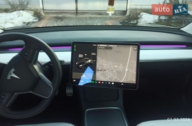 Седан Tesla Model 3 2021 в Виннице