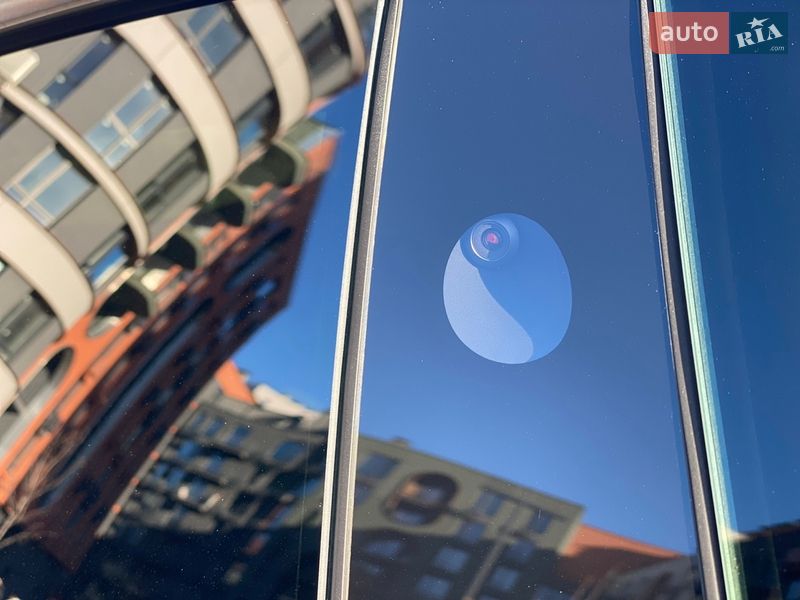 Седан Tesla Model 3 2024 в Киеве