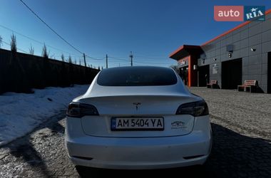 Седан Tesla Model 3 2020 в Коростышеве