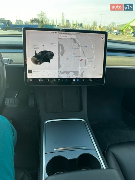 Седан Tesla Model 3 2018 в Вышгороде