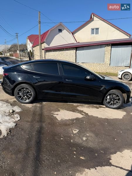 Седан Tesla Model 3 2021 в Тернополі