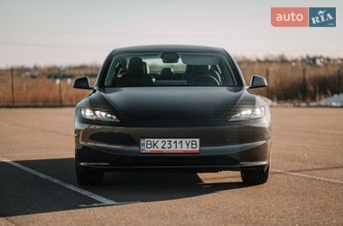 Седан Tesla Model 3 2025 в Ровно фото 7 Седан Tesla Model 3 2025 в Ровно