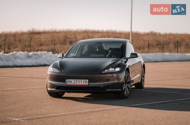 Седан Tesla Model 3 2025 в Ровно фото 11 Седан Tesla Model 3 2025 в Ровно