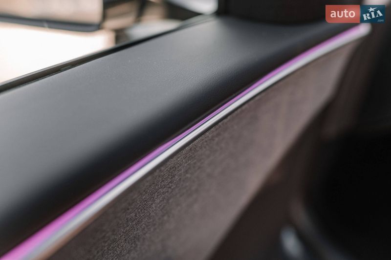 Седан Tesla Model 3 2025 в Ровно