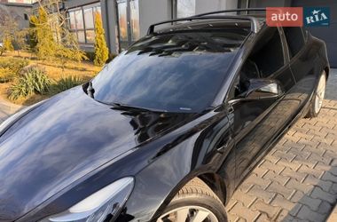Седан Tesla Model 3 2020 в Ивано-Франковске