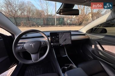 Седан Tesla Model 3 2020 в Ивано-Франковске