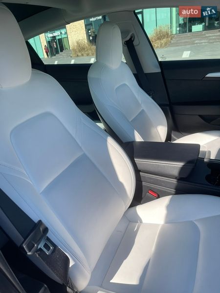 Седан Tesla Model 3 2022 в Виннице фото 48 Седан Tesla Model 3 2022 в Виннице