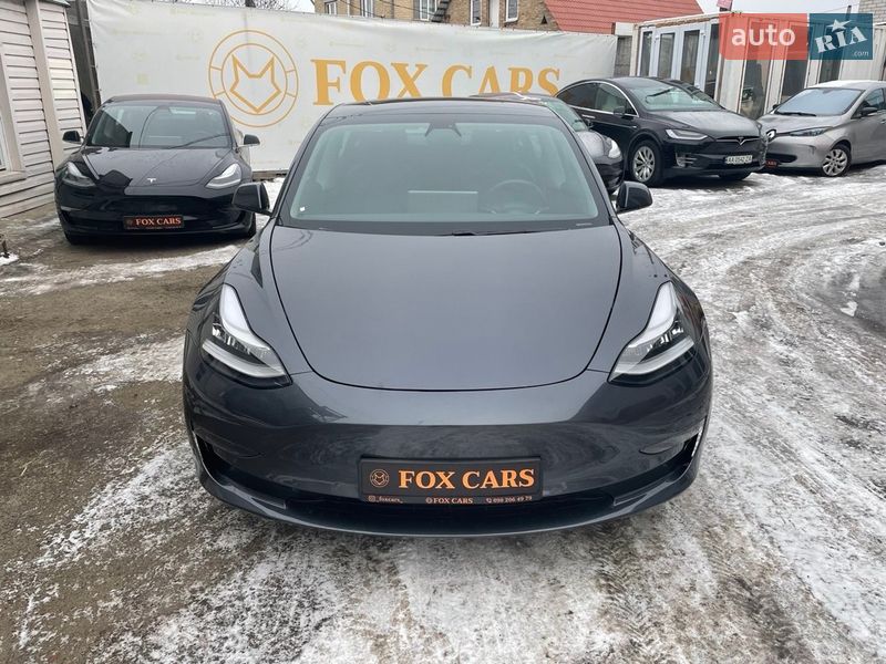 Седан Tesla Model 3 2018 в Києві
