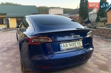 Седан Tesla Model 3 2022 в Обухове