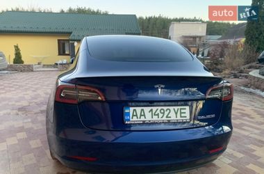 Седан Tesla Model 3 2022 в Обухове