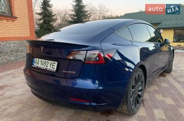 Седан Tesla Model 3 2022 в Обухове