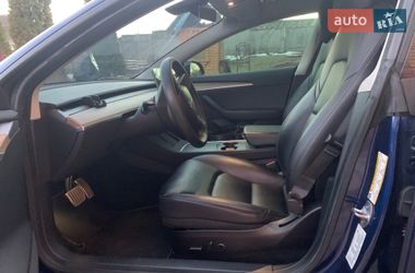 Седан Tesla Model 3 2022 в Обухове