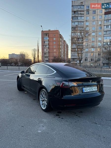 Седан Tesla Model 3 2018 в Харкові