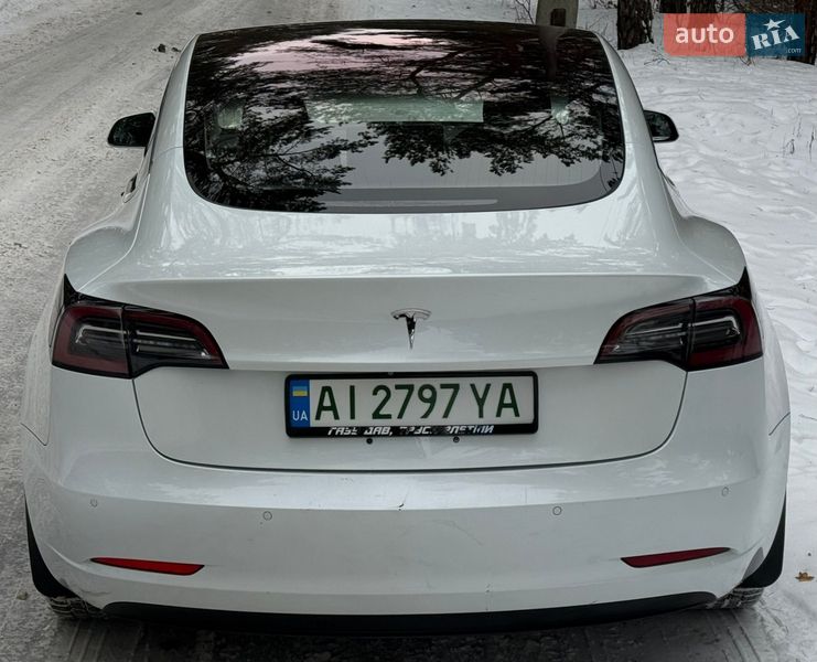 Седан Tesla Model 3 2018 в Киеве