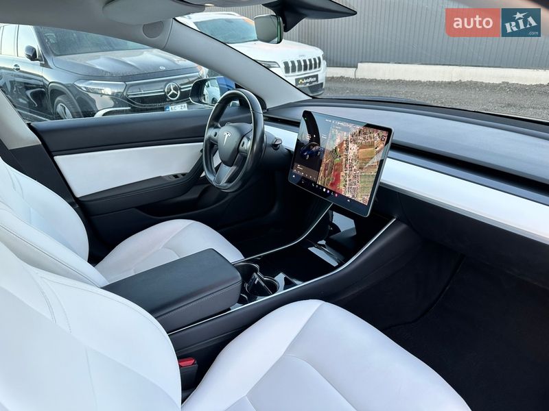 Седан Tesla Model 3 2019 в Луцке фото 53 Седан Tesla Model 3 2019 в Луцке