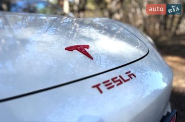 Седан Tesla Model 3 2019 в Запорожье