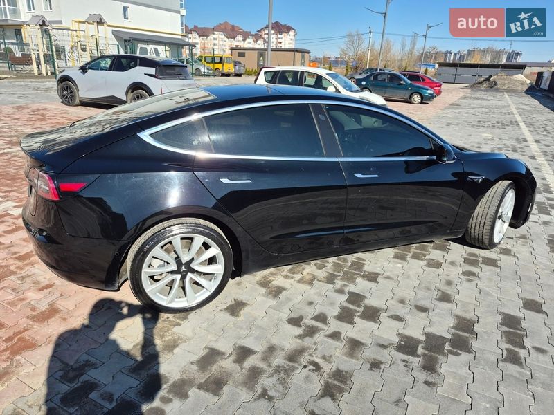 Седан Tesla Model 3 2019 в Буче фото 7 Седан Tesla Model 3 2019 в Буче