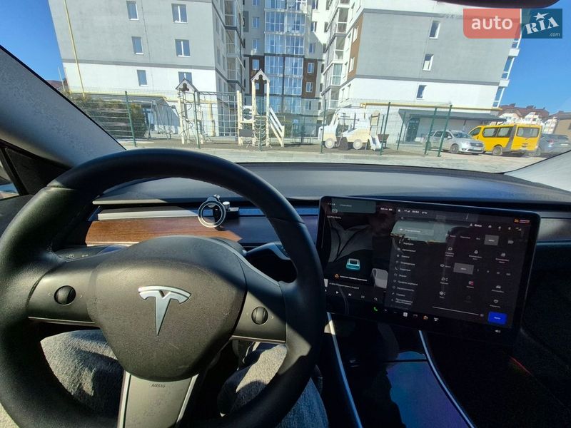 Седан Tesla Model 3 2019 в Буче фото 16 Седан Tesla Model 3 2019 в Буче