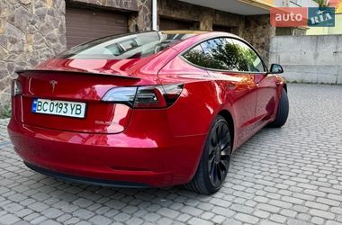 Седан Tesla Model 3 2021 в Львові