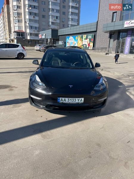 Седан Tesla Model 3 2022 в Борисполе