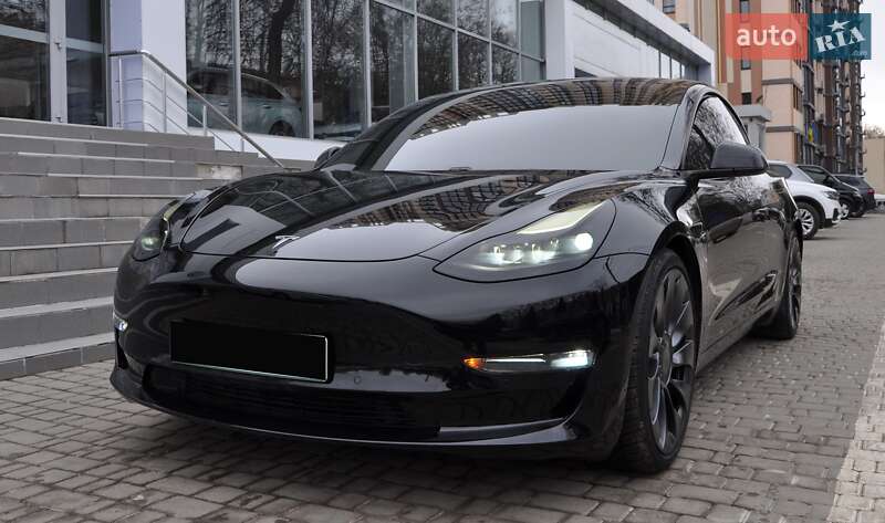 Седан Tesla Model 3 2021 в Одессе
