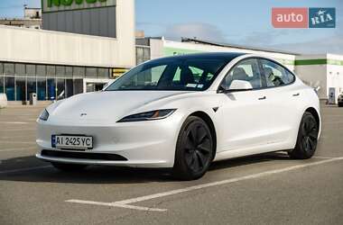 Седан Tesla Model 3 2024 в Ірпені