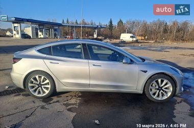 Седан Tesla Model 3 2018 в Житомире