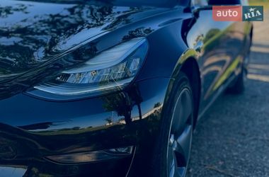 Седан Tesla Model 3 2019 в Днепре