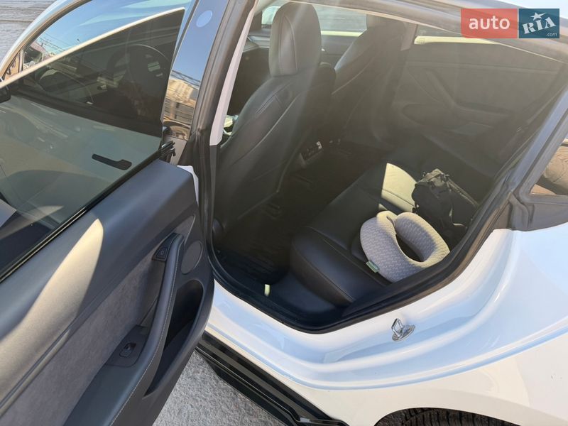 Седан Tesla Model 3 2021 в Києві фото 15 Седан Tesla Model 3 2021 в Києві