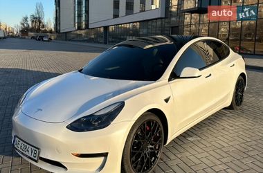 Седан Tesla Model 3 2021 в Дніпрі