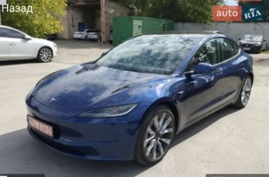 Седан Tesla Model 3 2024 в Киеве