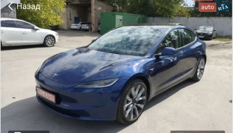 Седан Tesla Model 3 2024 в Киеве
