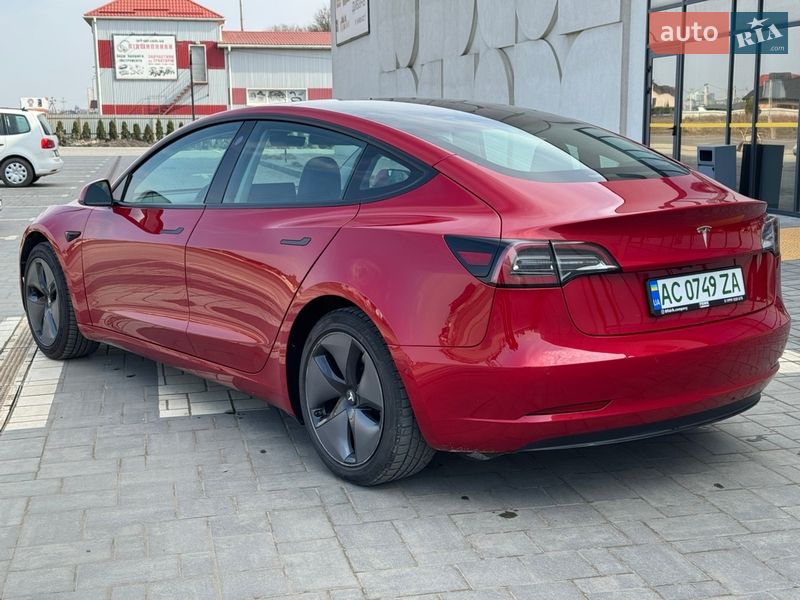 Седан Tesla Model 3 2019 в Луцьку