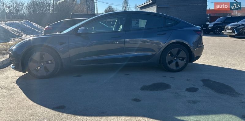 Седан Tesla Model 3 2021 в Харькове