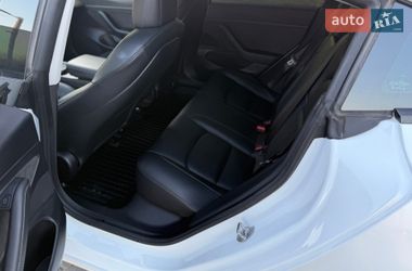 Седан Tesla Model 3 2021 в Коломые