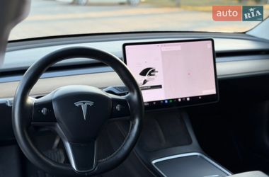 Седан Tesla Model 3 2021 в Коломые