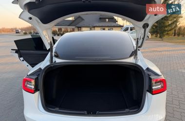 Седан Tesla Model 3 2021 в Коломые