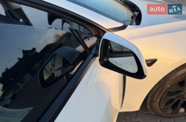 Седан Tesla Model 3 2021 в Коломые