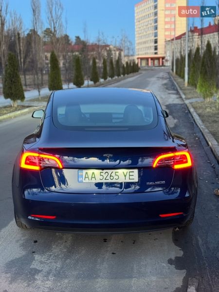 Седан Tesla Model 3 2021 в Києві