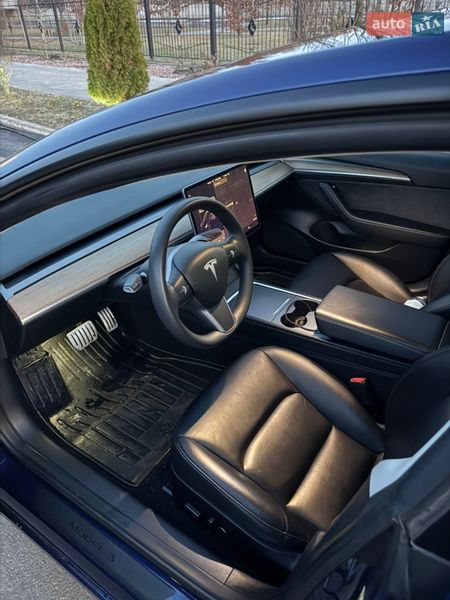 Седан Tesla Model 3 2021 в Києві