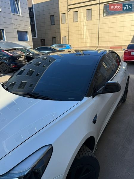 Седан Tesla Model 3 2021 в Полтаві