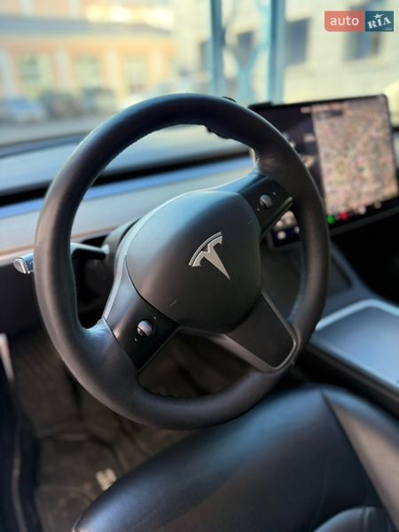 Седан Tesla Model 3 2021 в Полтаві