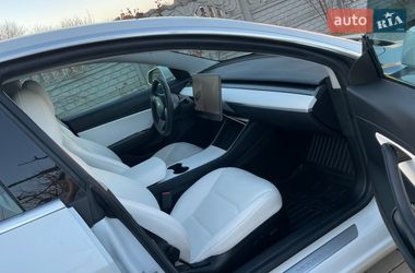 Седан Tesla Model 3 2019 в Житомире