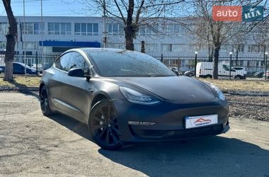 Седан Tesla Model 3 2019 в Киеве