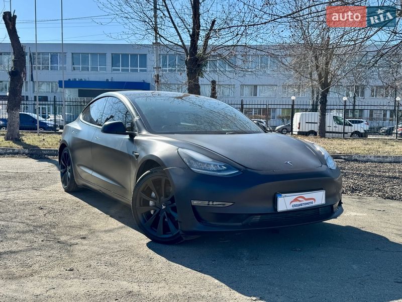 Tesla Model 3 2019