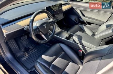 Седан Tesla Model 3 2019 в Киеве