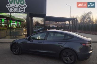 Седан Tesla Model 3 2023 в Одессе