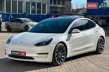Седан Tesla Model 3 2021 в Одессе