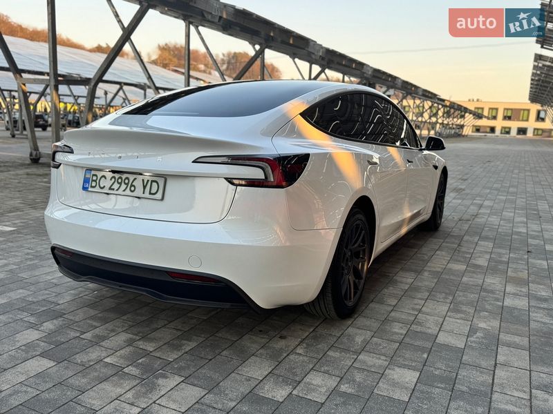 Седан Tesla Model 3 2024 в Львові фото 8 Седан Tesla Model 3 2024 в Львові